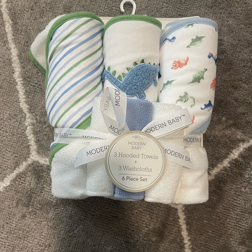 Hooded Towels and Washcloths Set - Green and Blue
